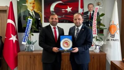 AAA YENİ TANIŞIYORLAR MIŞ!.. AK