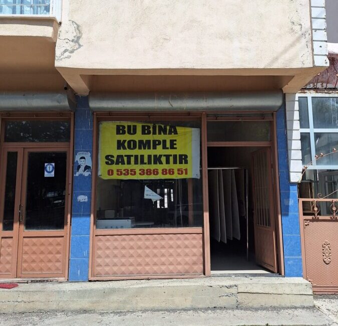 BELEDİYE ARSALARIYLA, EV VE İŞYERLERİYLE SATILIK KENT ARDAHAN!