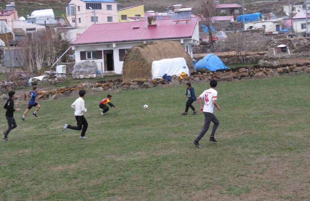 İlçelerinde Futbol Takımı Olmayan Vilayet Ardahan..