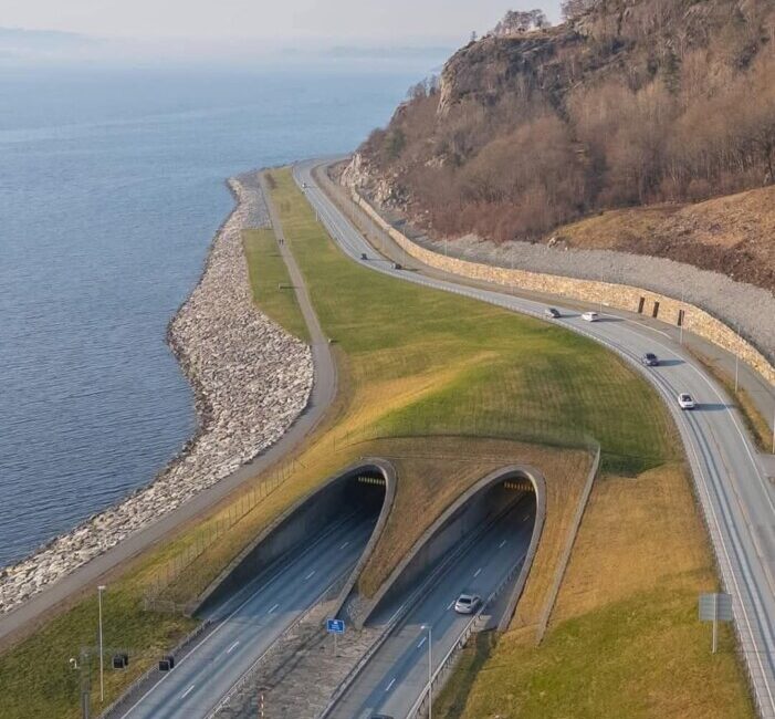 O TÜNEL 9 YILDA DENİZ ALTINI DELDİ, BU TÜNEL 9 YIL DA ANCAK 600 METRE KAZINDI!