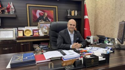 Karatay: Siyasilerin CV’lerini açıklasınlar..