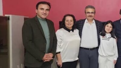 GAZETECİLERLE GÜNDEM PAZAR GÜNÜ SSAAT: