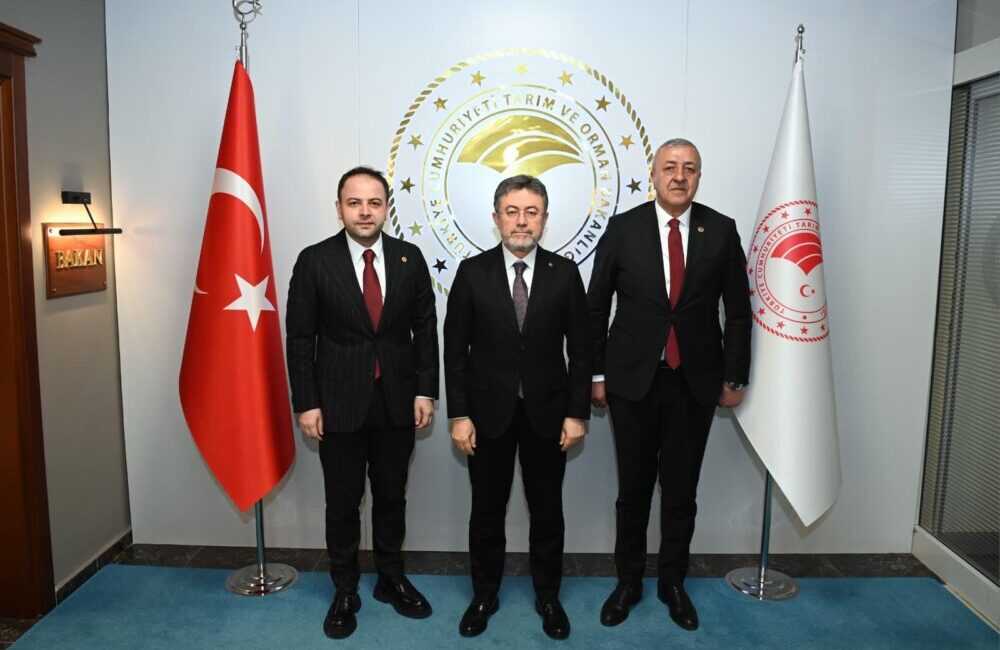 GAZETECİLERLE GÜNDEM PAZAR GÜNÜ SAAT: