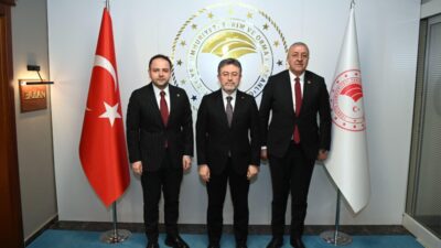 GAZETECİLERLE GÜNDEM PAZAR GÜNÜ SAAT: