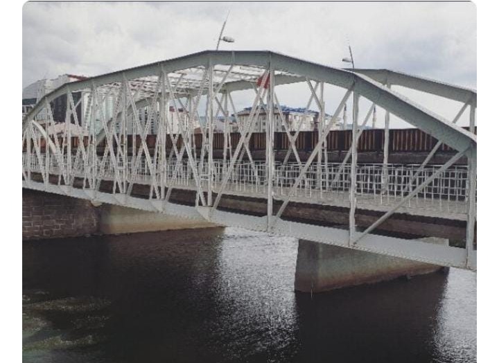 Ardahan’ın tarihi Rus demir köprü çürümesin.. Kura ve Kale Manzaralı Kafe/Restoran olsun!.