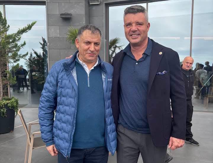 FUTBOLCU SAMANCI, BAŞKAN SARAN’LA BİR ARADA..