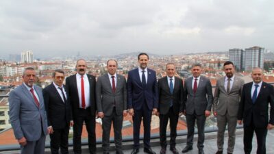 GAZETECİLERLE GÜNDEM PAZAR GÜNÜ SSAAT: