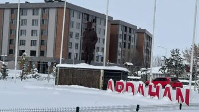 GAZETECİLERLE GÜNDEM PAZAR GÜNÜ SAAT: