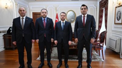 Trump’tan İran’a yeni tehdit! ABD