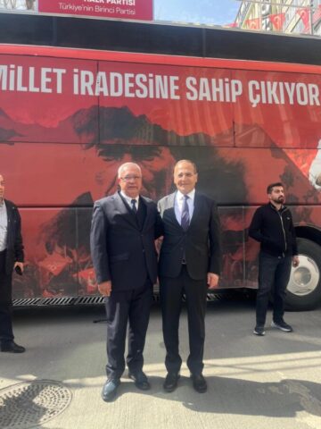 yazıyorsam sebebi var/fakir yılmaz 
*Hemşo!..