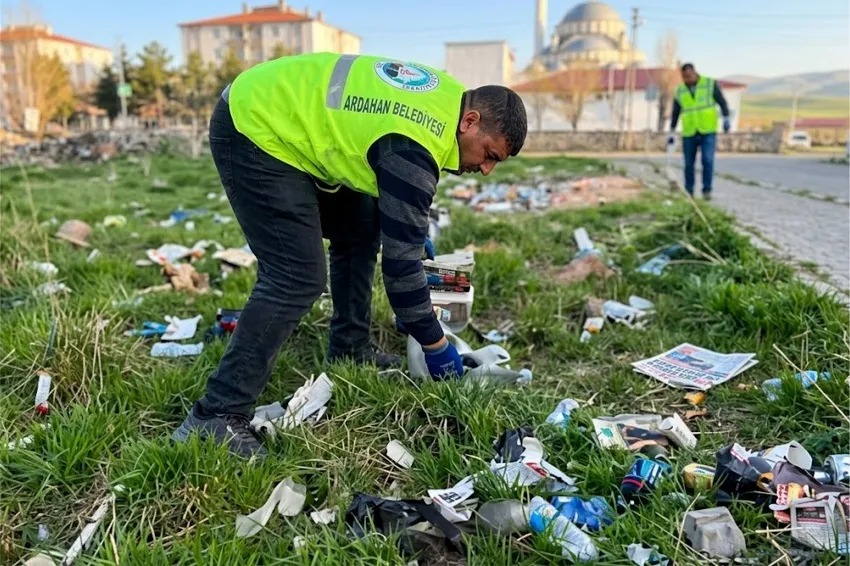 YENİ KANALIMIZA ÜCRETSİZ 1