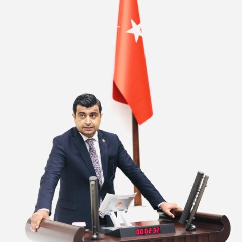 Gazeteci Özlem Şeyma Yılmaz ile
