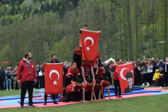 'GAZETECİLERLE GÜNDEM' PAZAR GÜNÜ SAAT: