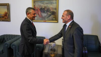 *yazıyorsam sebebi var/fakir yılmaz 
**Sıra