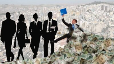 yazıyorsam sebebi var/fakir yılmaz 
*Bankamatikçi