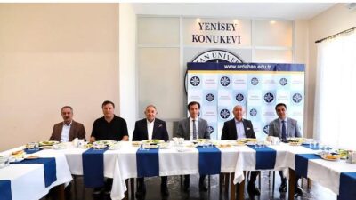 TEMPO TV’de canlı olarak yayınlanan