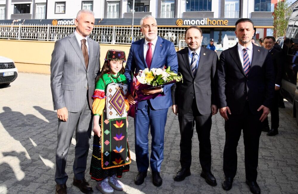 ARDAHAN RADYOYA YENİ SESLİ