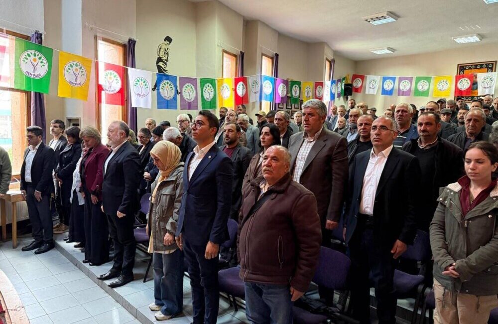 TEMPO TV’de canlı olarak yayınlanan
