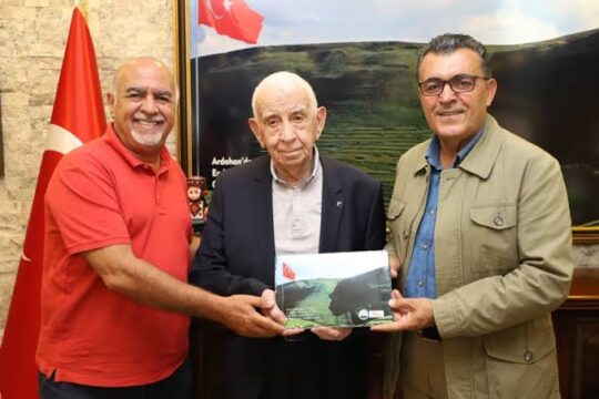 TEMPO TV’de canlı olarak yayınlanan