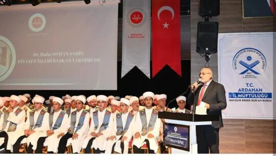 YAZIYORSAM SEBEBİ VAR/Fakir Yılmaz 
*Okurlarıma