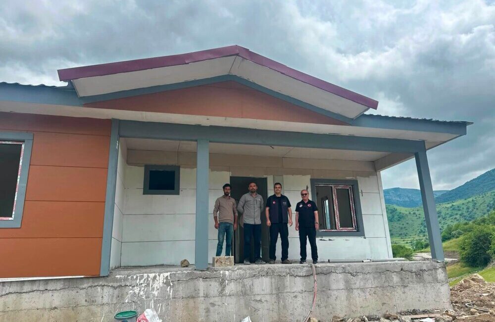 Yıllardır teslim edilmeyen deprem ve heyelan evleri!