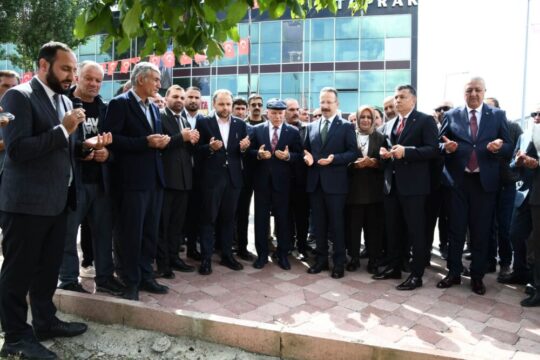 yazıyorsam sebebi var/fakir yılmaz 
*Ziyaret