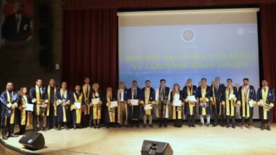 GÖRÜNTÜLÜ HABER VE SESLİ YORUMLAR