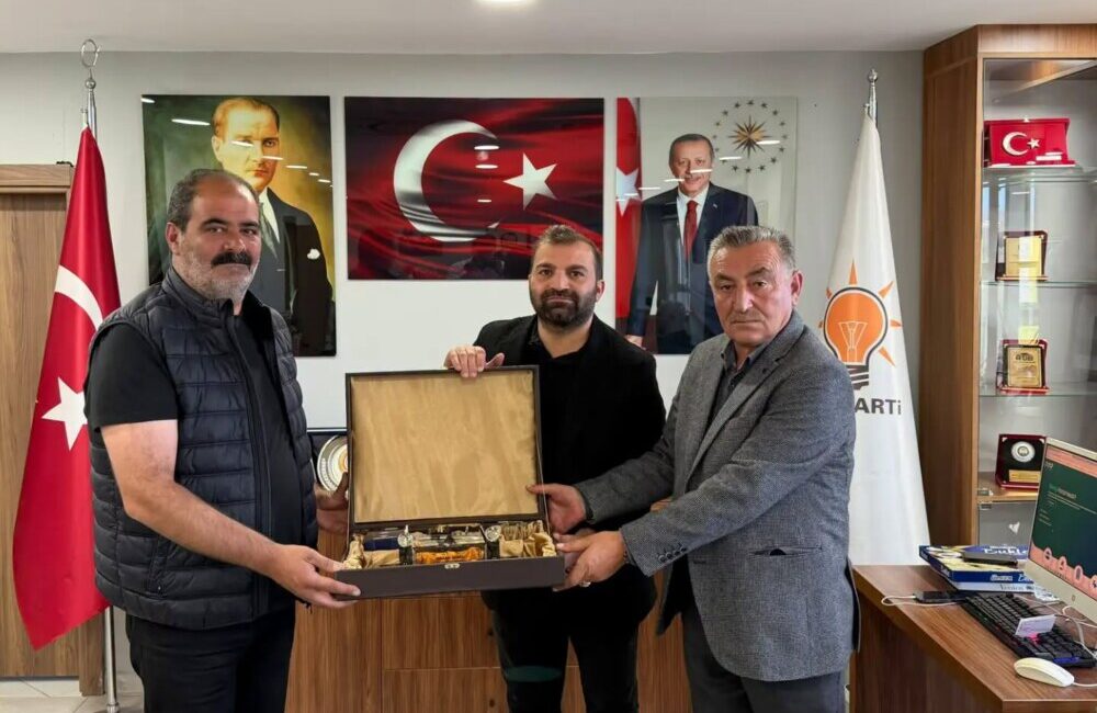 CHP’li AVŞAR GİBİ YÖNETİMİ OLMAYAN AK PARTİLİ ŞENEL  METAL YIPRANMIŞLARLA DEVAM EDECEKMİŞ..
