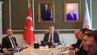 GÖRÜNTÜLÜ HABER VE SESLİ YORUMLAR