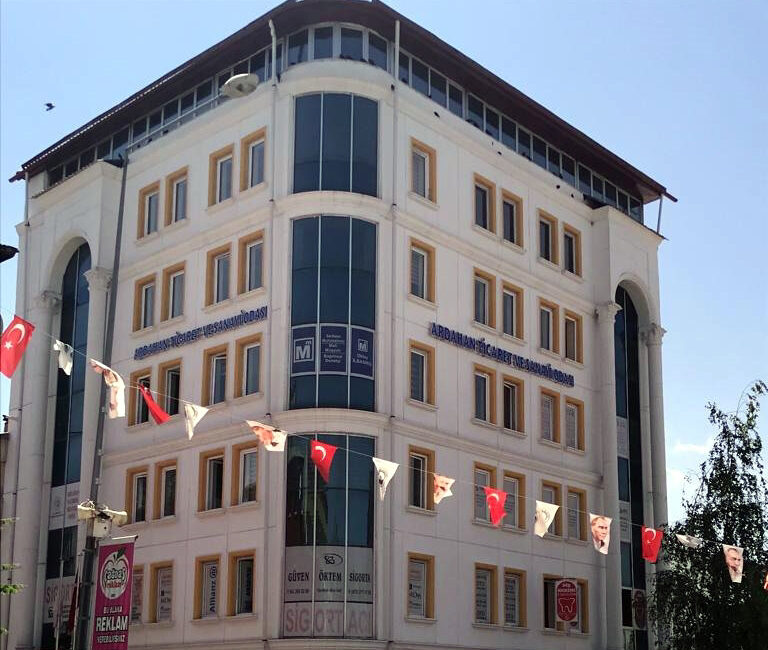 Pazar Günü, Saat:: 15.00’da TEMPO